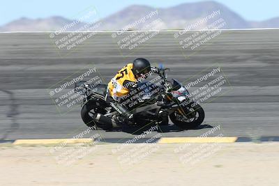 media/May-10-2025-Race Pace (Sat) [[db32fef2da]]/Vested/3-Bowl Set 1 (9am)/